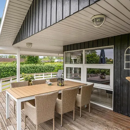 Prachtig Huis In Hejls Met Sauna Vakantiehuis *