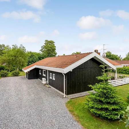 Nydelig Hjem I Hejls Med Badstue *